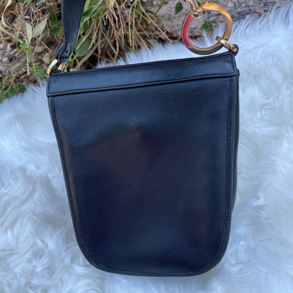 FERRAGAMO Vintage Leather Unisex Shoulder Bag or Crossbody Made in Italy - Picture 5 of 15